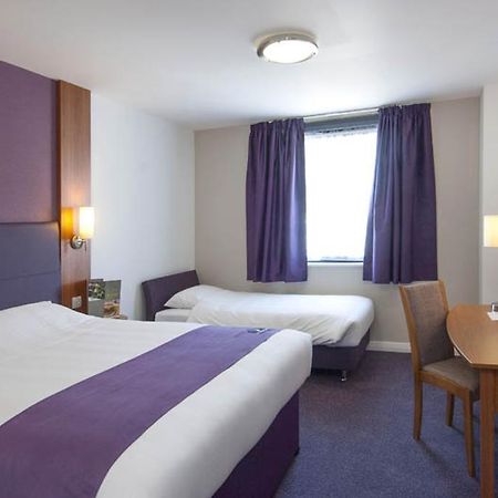 Premier Inn Glasgow City Centre - Argyle Street Buitenkant foto