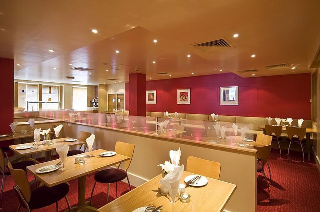 Premier Inn Glasgow City Centre - Argyle Street Buitenkant foto