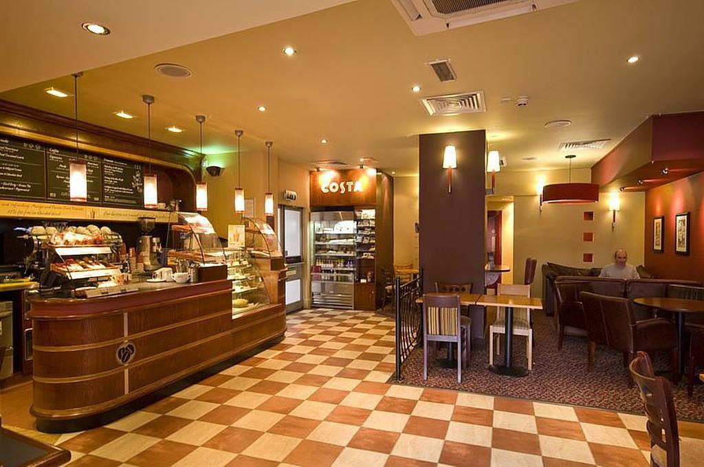 Premier Inn Glasgow City Centre - Argyle Street Buitenkant foto