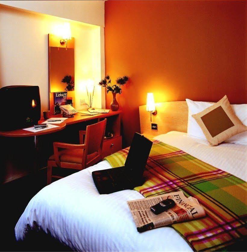 Premier Inn Glasgow City Centre - Argyle Street Buitenkant foto